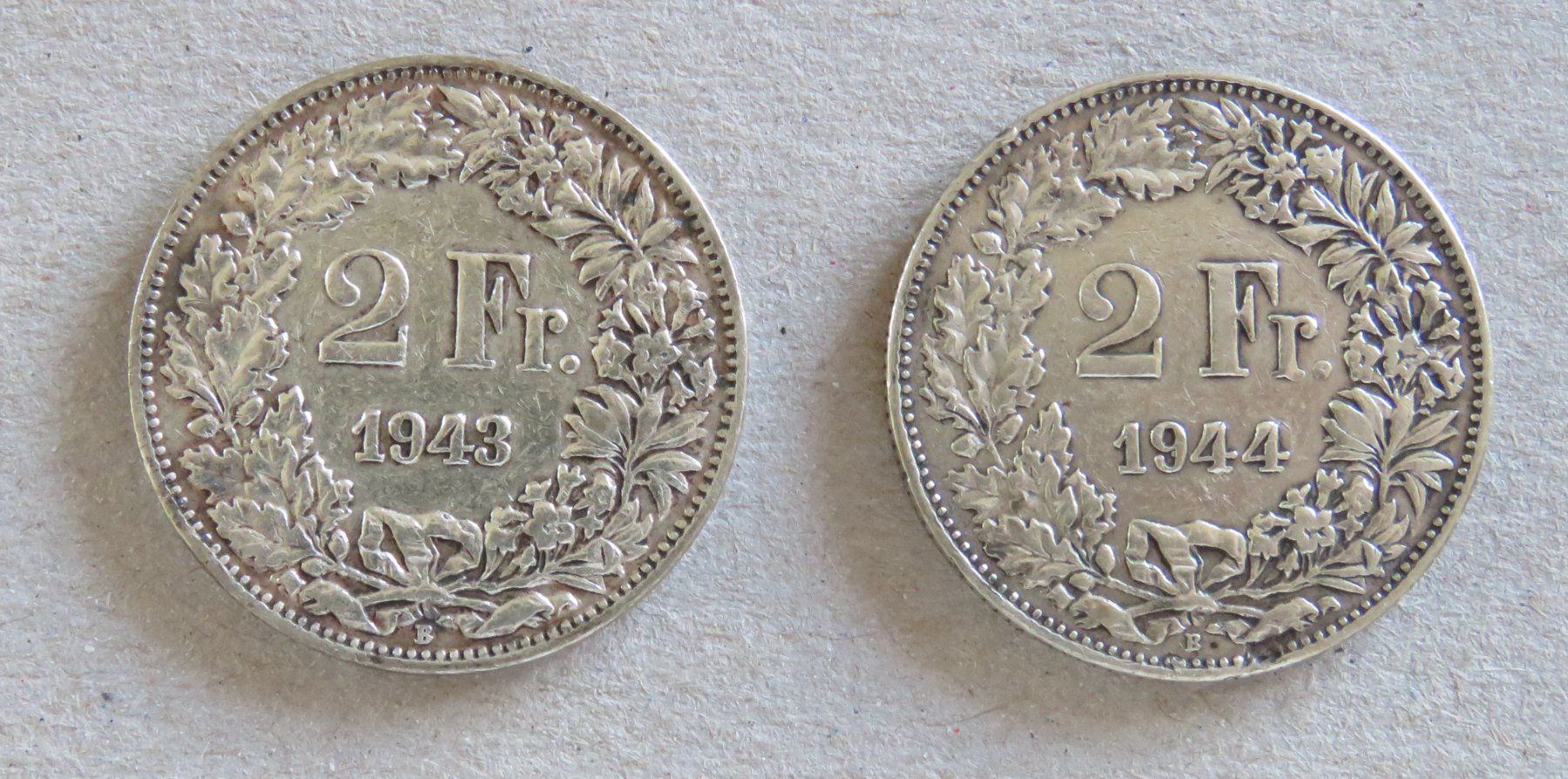 Alle Münzen: 2 x Fr. 2.-  1943 und 1944, Silber – Gebraucht aus Kreuzlingen von Koi4