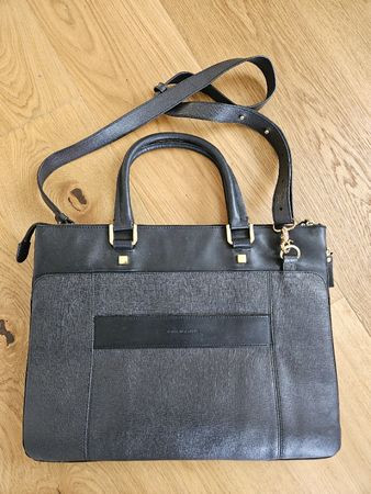 Schicke Piquadro Laptoptasche aus Leder, Schwarz
