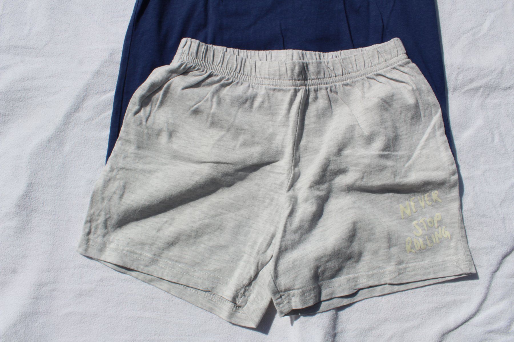 Migros Pigiama & Simili: 2 Shorty Pyjama 134 – Usato da Walliswil-Nbipp venduto da Speer516 3