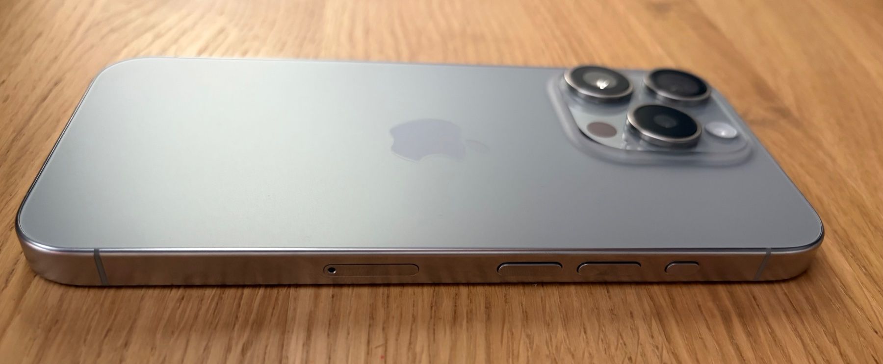 Apple Telefoni cellulari / Smartphones: iPhone 15 Pro 128GB Silber – Nuovo (secondo la descrizione) da Winterthur venduto da Haesle 5