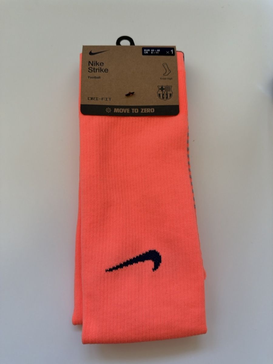 FC Barcelona Socken: Fc Barcelona Stulpen – Neu und originalverpackt aus Brunnen von browneyes_007