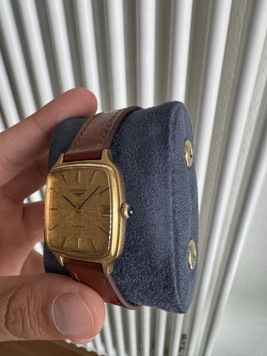 Longines Orologi: Longines Automatic Linen Dial  Ref. 4200 (1977) – Usato da Basel venduto da Wolfofvintagewatches 1