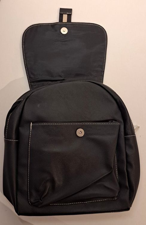 Zaini: Neuer Rucksack, ungebraucht schwarz – Nuovo (secondo la descrizione) da Oetwil am See venduto da Storck 2