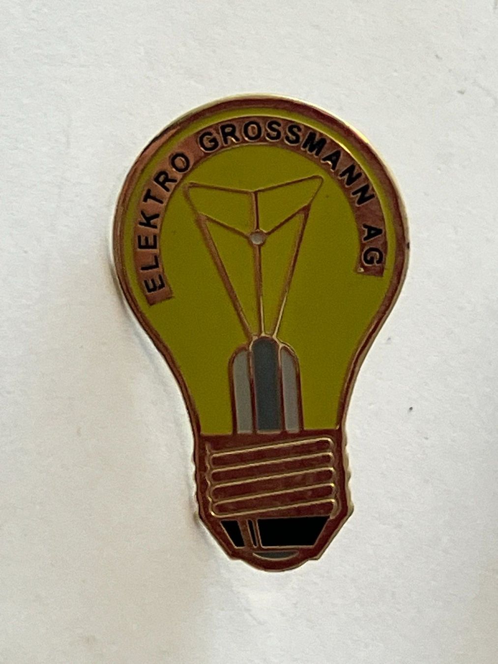 Plaketten & Abzeichen: 1 Pin Elektro Grossmann AG – Gebraucht aus Basel von djwwpp