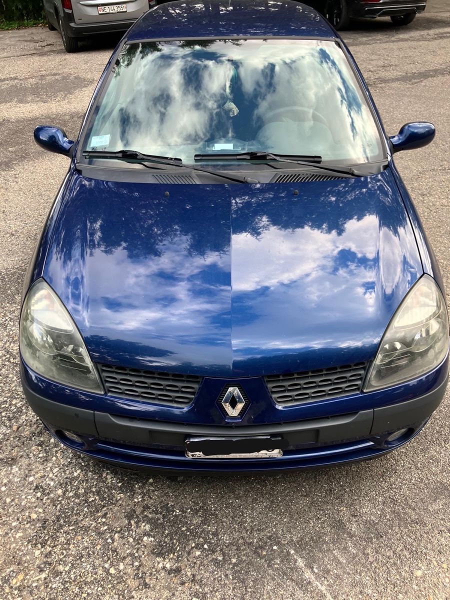 Renault Autos: Renault Clio 2 1.2 16v – Defekt aus La Chaux-de-Fonds von cta_gfq8