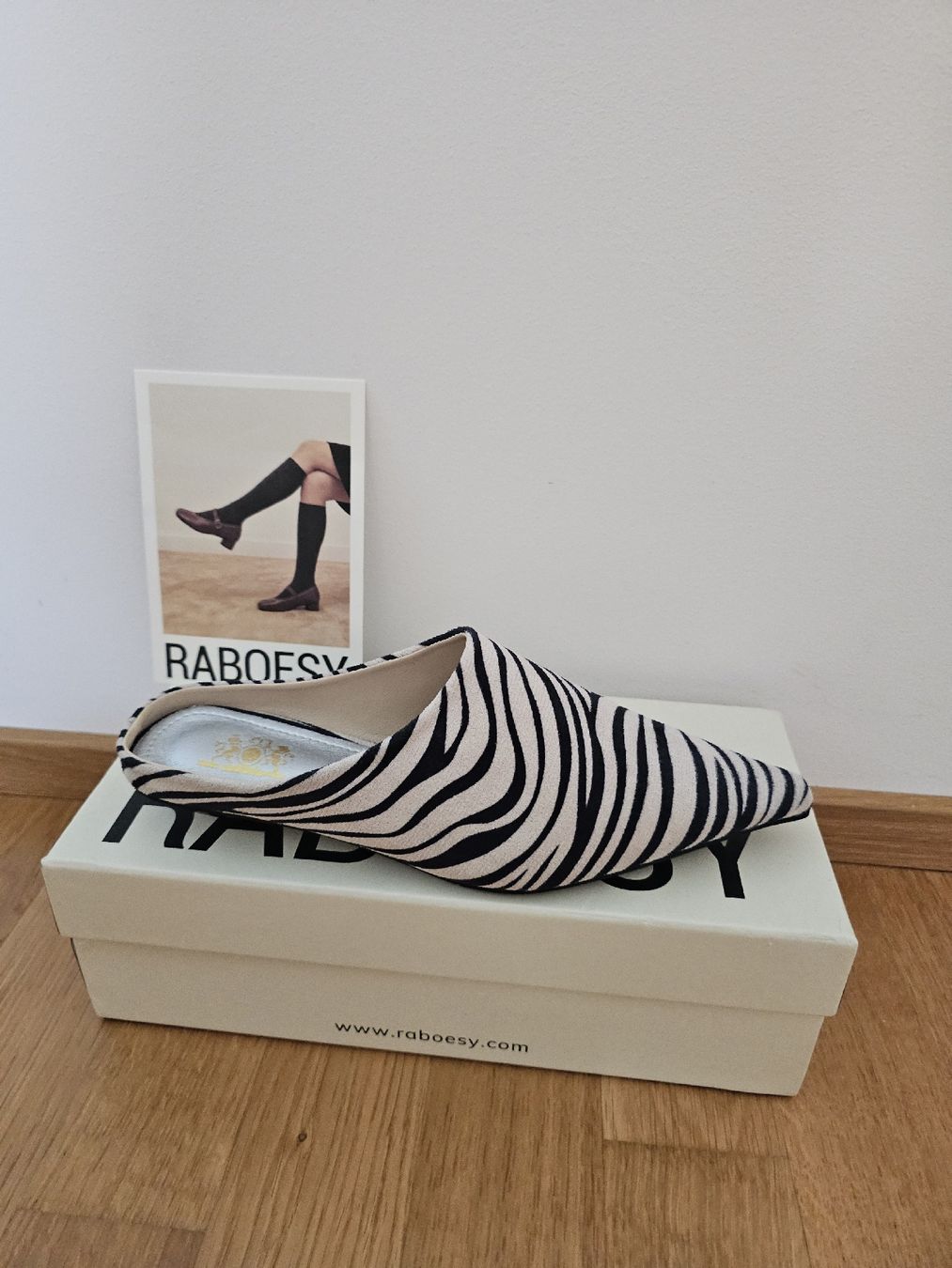 Damenschuhe: Schuhe Mules mit Zebra-Muster Grösse 36 neu – Neu und originalverpackt aus Bern von FancyFootwork 1