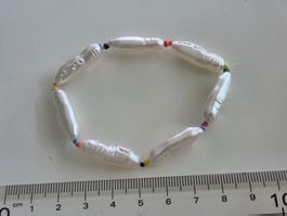 Handkette, weisse farbige Chrälleli/Perlen