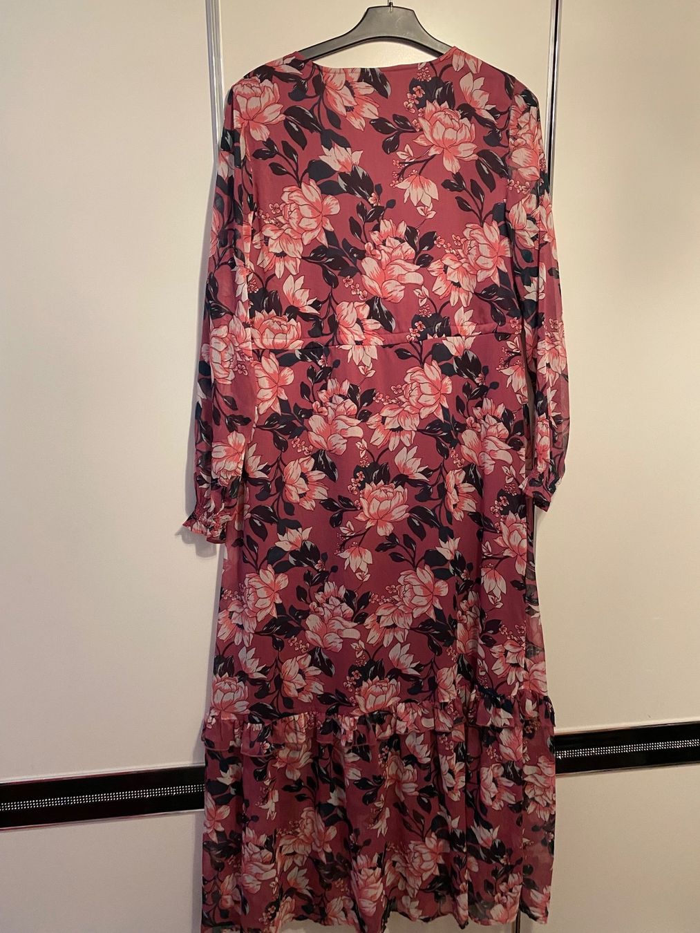 Zalando Vestiti: Maxikleid von Zalando gr.38 – Usato da Pfungen venduto da Sheki56 3