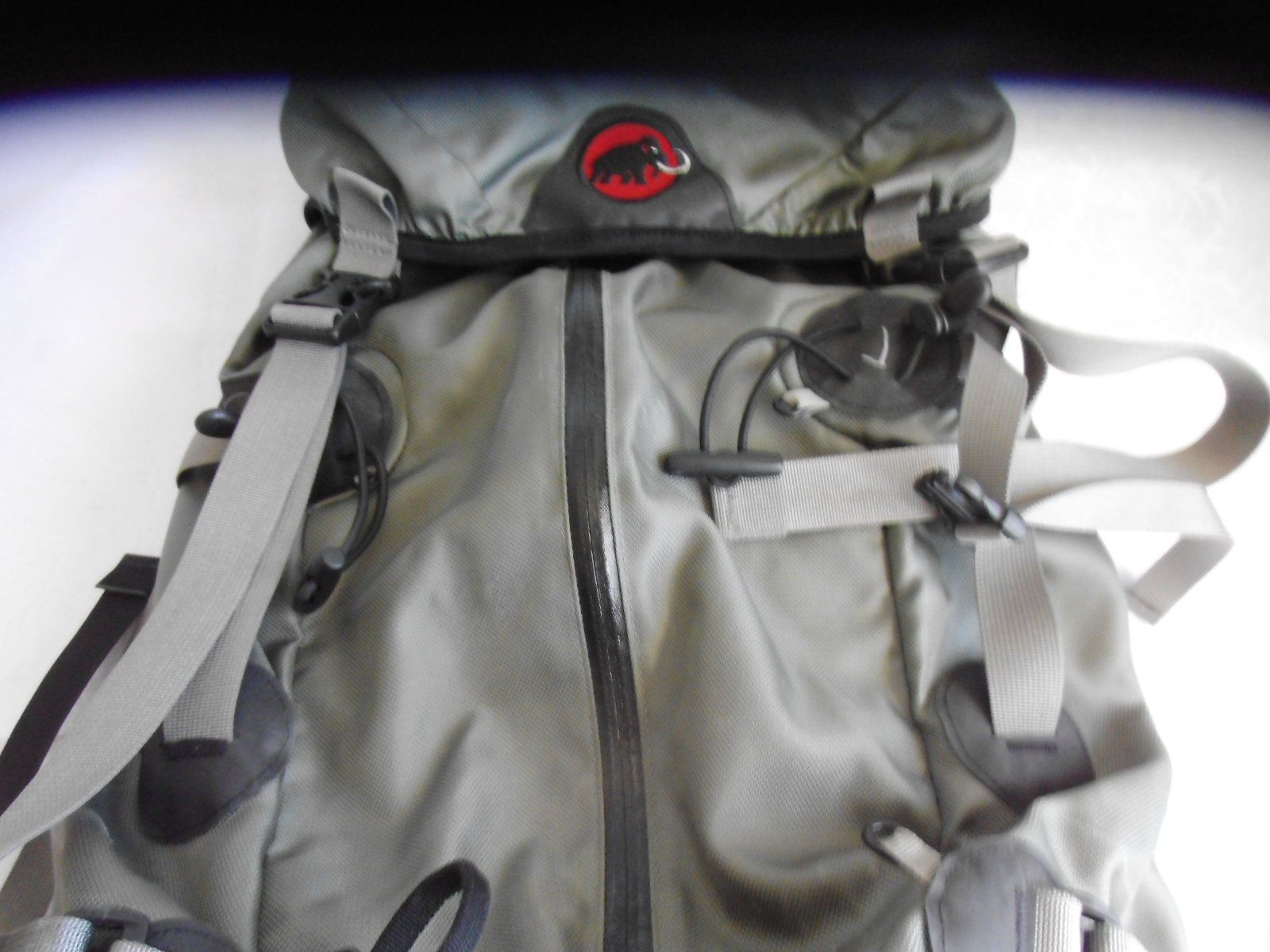 Mammut Zaini: Mammut Rucksack schwarz/grau – Usato da Walenstadt venduto da Pluisa 2