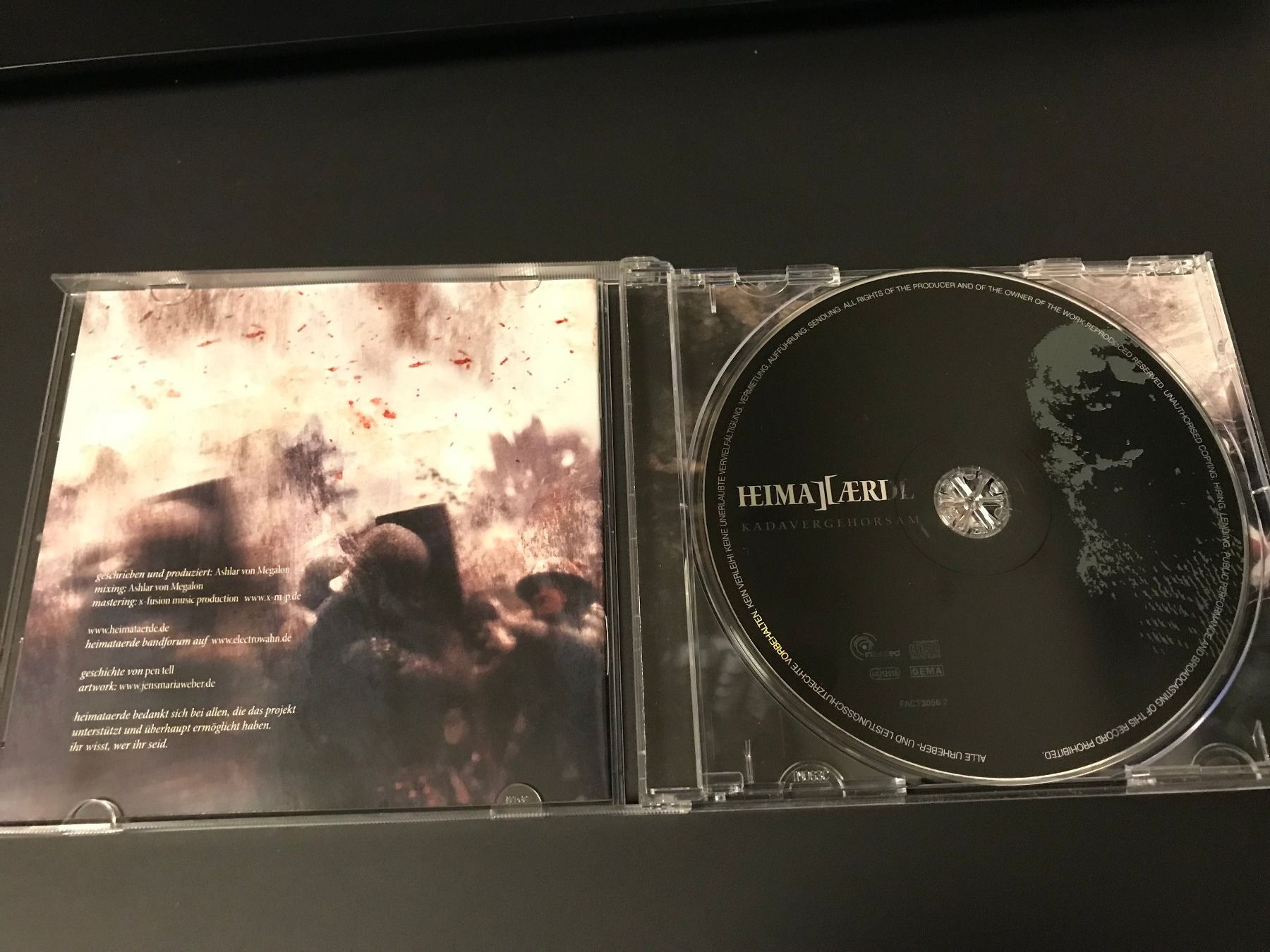 CD: Heimataerde - Kadavergehorsam – Usato da Freudwil venduto da Feenland2010 1