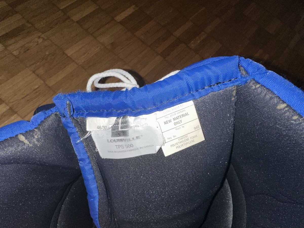 Pantaloni: Hockey Hose – Usato da Langnau am Albis venduto da mar_g65p 6