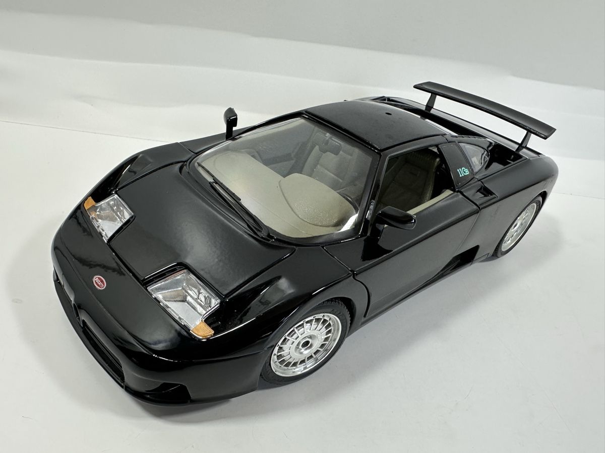 Bburago Modellautos: Bugatti EB110 1:18, schwarz, BBURAGO  – Gebraucht aus Zofingen von rf9_x2xt 1