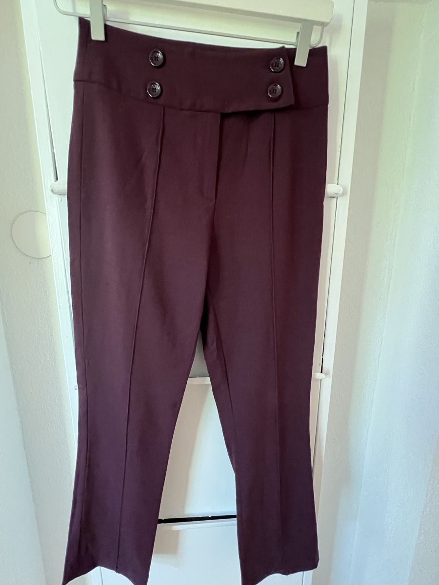 Dolce & Gabbana Hosen: D&G High Waist Hose Bordeaux – Gebraucht aus Zollikon von adr_c6zs