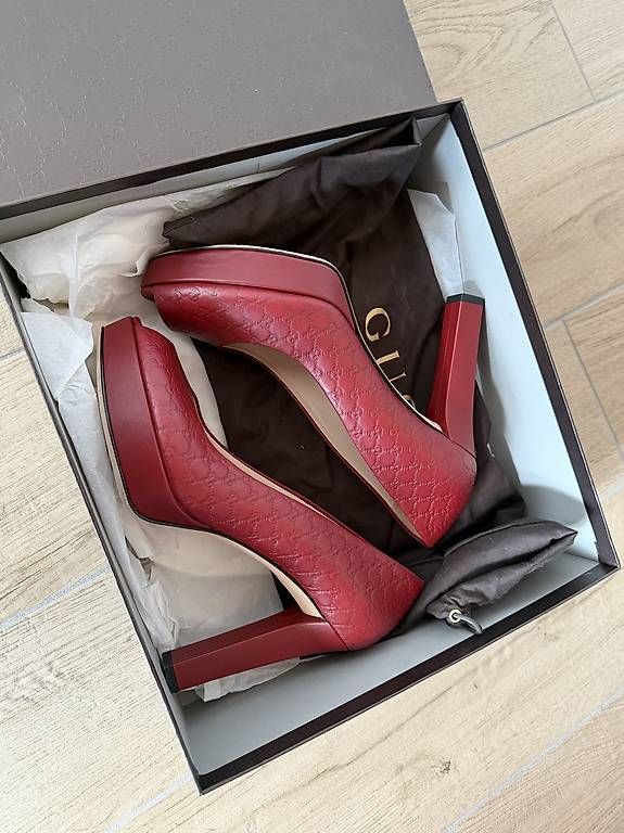 Scarpe da donna: Gucci scarpe  – Usato da Montagnola venduto da bib_b6lm 1
