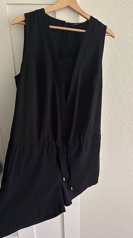 Tute: Jumpsuit schwarz – Usato da Rothenthurm venduto da Lynn_DM