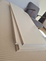 4 Weisse Regalböden, 900x300x19mm, plus Wandhalterungen, neu