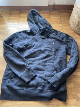 Hoodie grau Grösse M guter Zustand Volcom