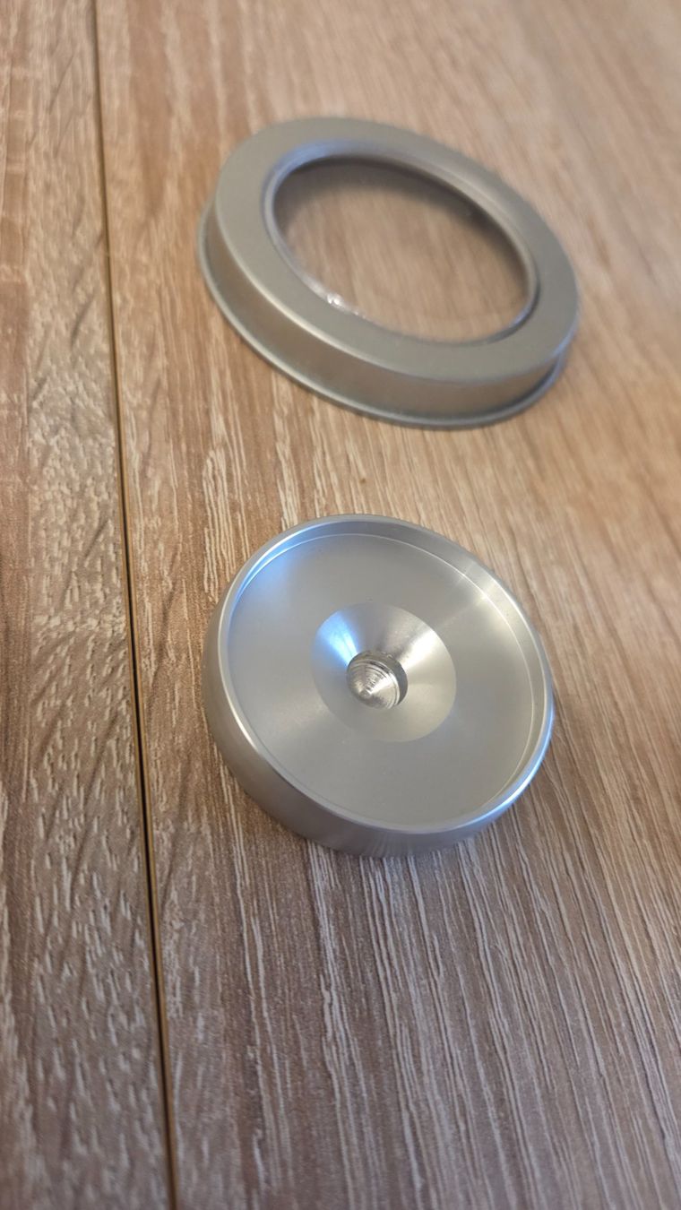 Giocattoli: Edles Kreisel-Set Metall, mit Dose, neuwertig, TOP Gesche... – Usato da Adlikon b.Regensdf venduto da ChriZ86 3