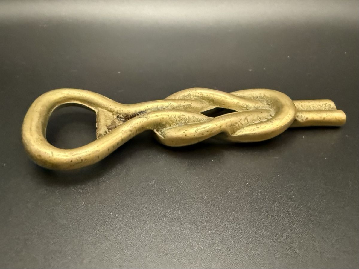 Apribottiglie & Tappi per chiusura: Flaschenöffner in Knotenform, Vintage – Usato da Lamone venduto da LaCantinaMagica 3