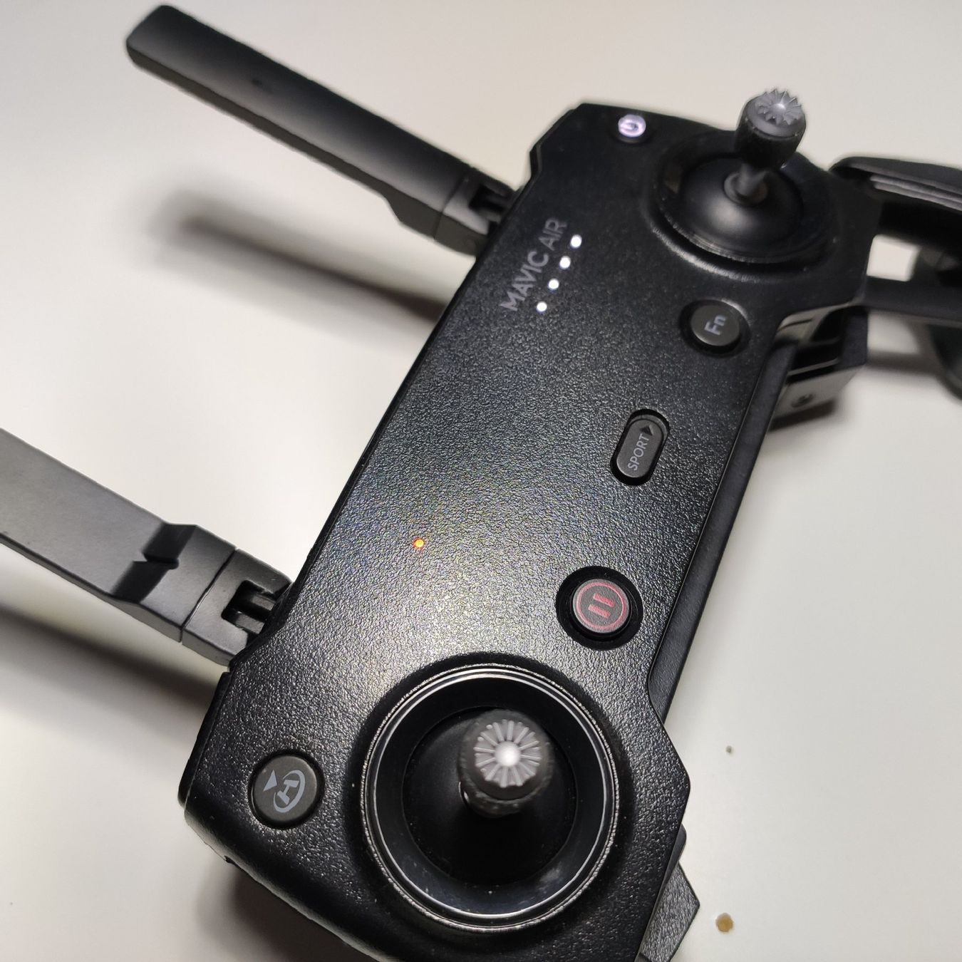 DJI Modellismo RC: DJI MAVIC AIR 1 Controller (NEU/Original!) – Nuovo (secondo la descrizione) da Zürich venduto da Biedermann23 1