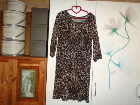 *** stretchiges Kleid *** / Animal Print / Neu ab 1.00