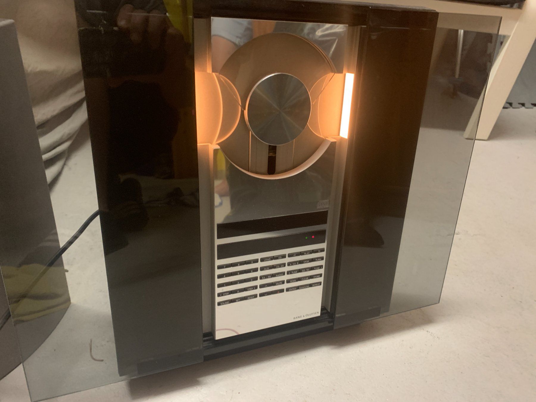 Bang & Olufsen Audio- & Mediensysteme: BeoCenter 2300 plus 2 x BeoLab 4000 – Defekt aus Etzgen von Buead