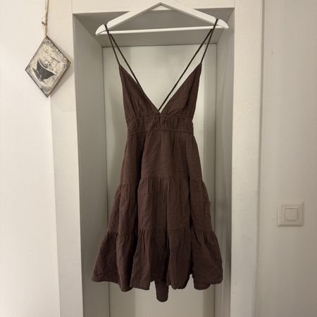 Sommerkleid braun, Stradivarius