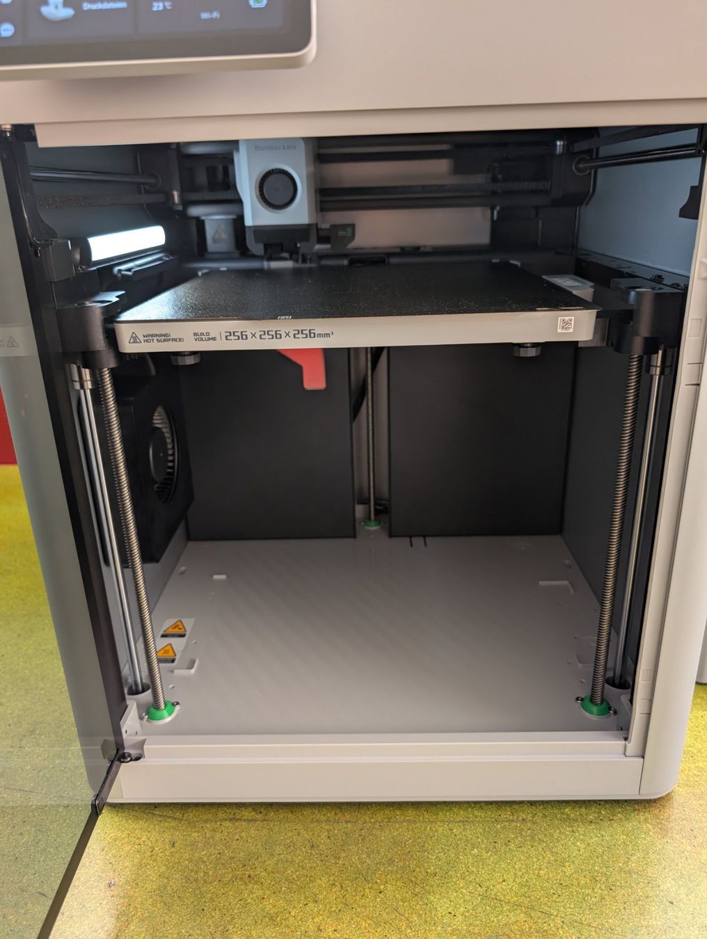 Bambu Lab Stampanti 3D: Bambu Lab X1-Carbon Combo im Topzustand! – Usato da Ballwil venduto da Volvo2022 2
