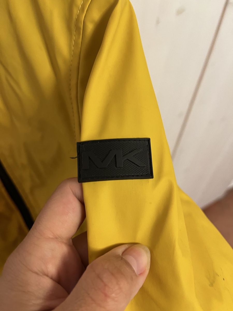 Vestes: Michael Kors Jacket Yellow Size 4T – D'occasion à Schlatt TG par NataJan 4