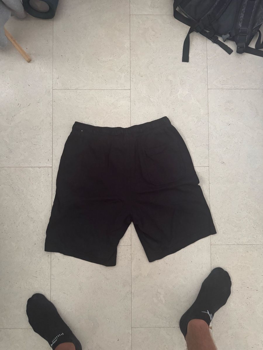 Nike Pantaloni: Nike Herren Shorts schwarz Grösse L – Usato da Kriens venduto da M0nk3ZPlayZ 1