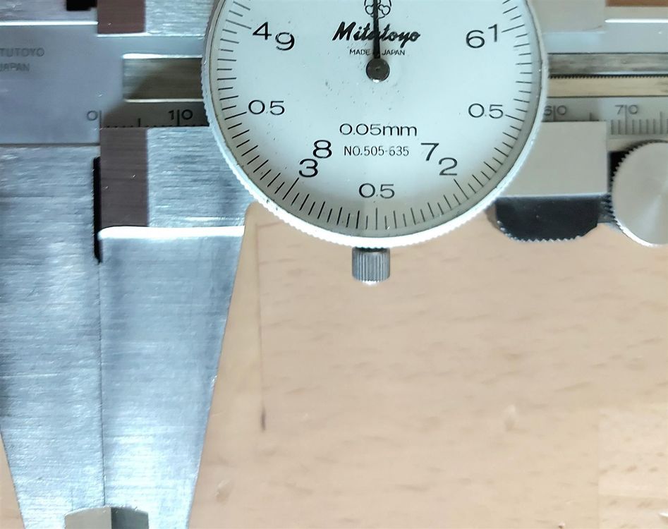 Mitutoyo Messschieber 150mm - Präzisions Messwerkzeug 505-734