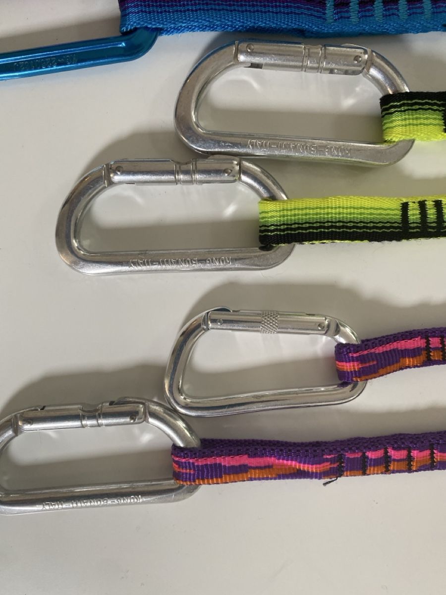 Attrezzatura da arrampicata: Retro Express 7 Stück Mammut & Simond Chamonix  – Usato da Aarau venduto da tschitta03 5