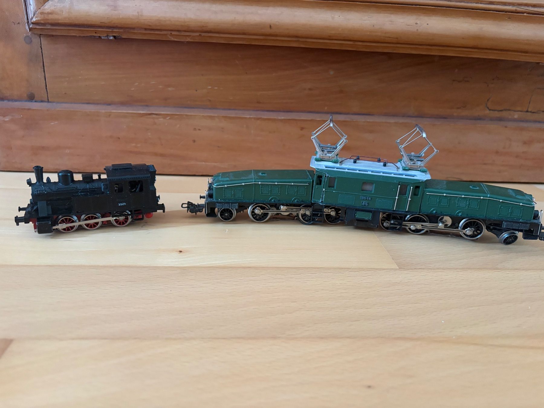 Märklin Modelleisenbahnen: Märklin Loks H0 – Gebraucht aus Schwerzenbach von Jeanlice