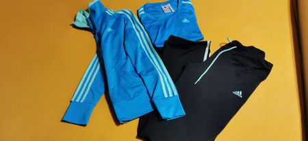 Adidas Trainingsanzug Gr. XS 3-teilig