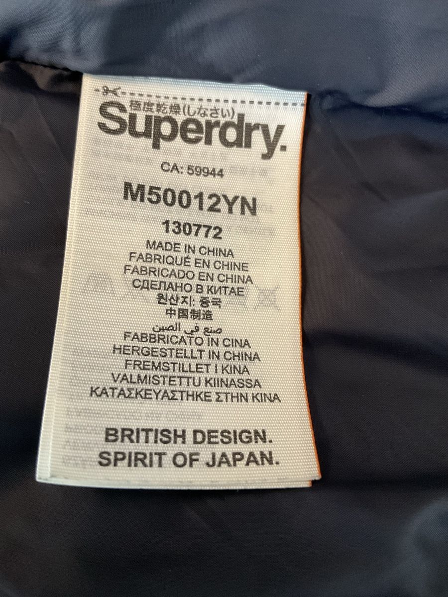 Superdry Giacche: Jacke Superdry L – Usato da Lupsingen venduto da Fabboy 3