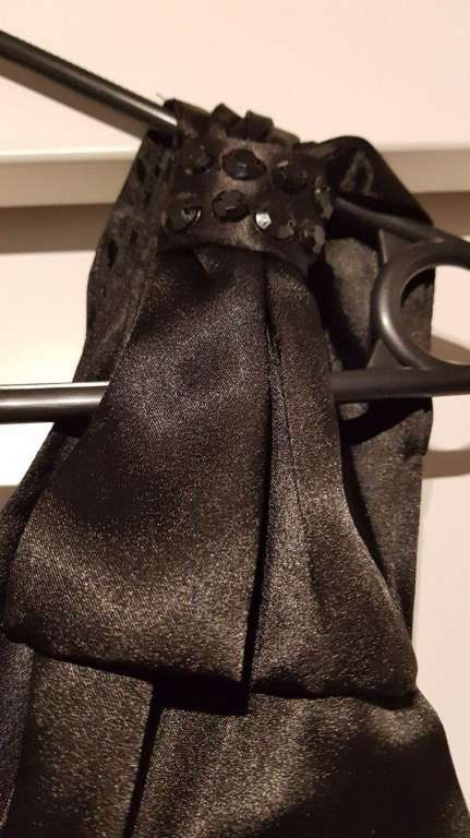 Top: Neues, elegantes Top  L – Nuovo (secondo la descrizione) da Bätterkinden venduto da Elefantenzoo 2