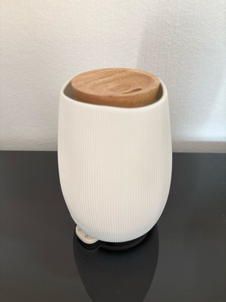 Beurer Diffusori di oli essenziali: Beurer Premium Aroma Diffuser & Mood Light – Nuovo (secondo la descrizione) da Zürich venduto da flaverrrr 1