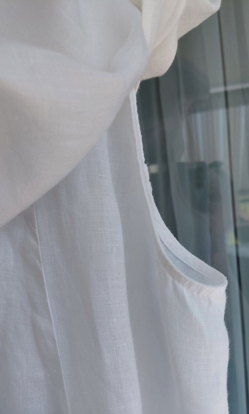 Max Mara Camicette: Leinenbluse MAX MARA,neuwertig,CH-Gr.40,120 Fr. – Nuovo (secondo la descrizione) da Bülach venduto da reguskon 1