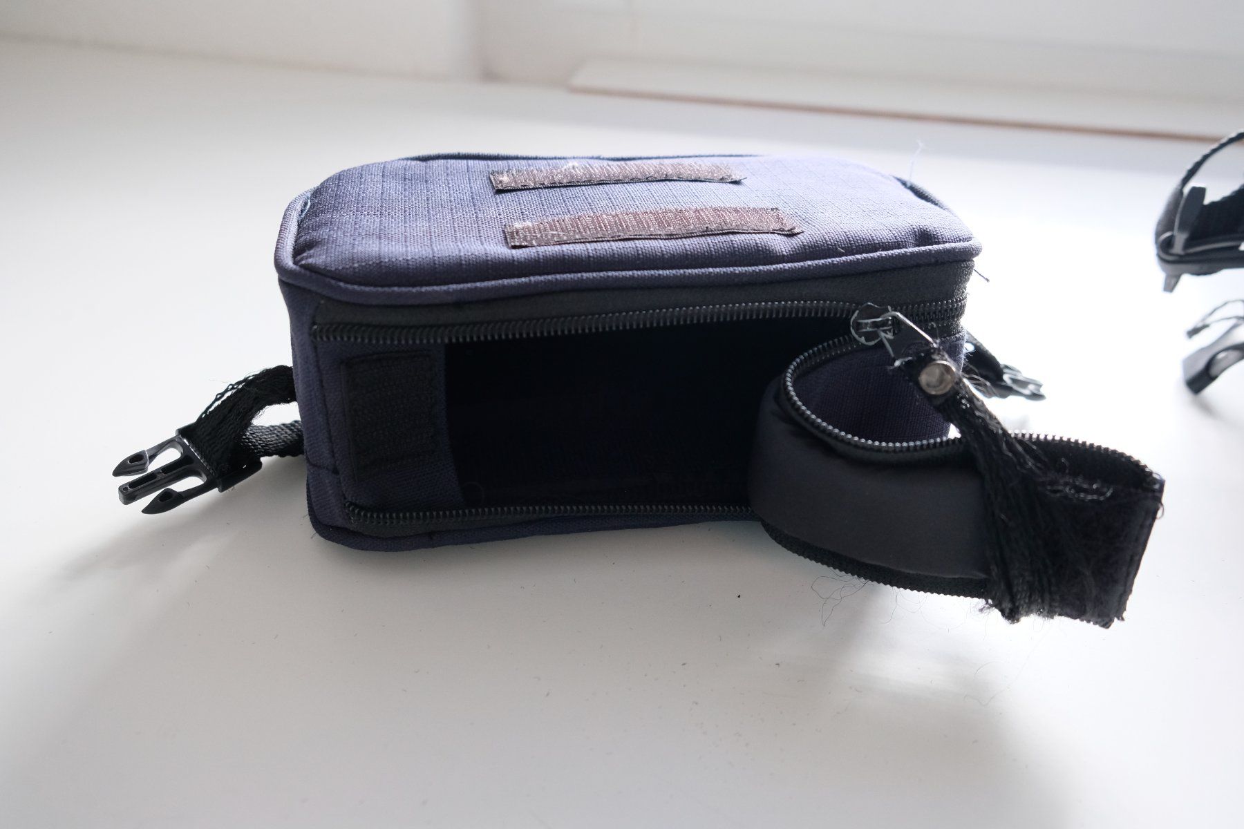 Borse: Foto- / Videokamera Tasche – Usato da Madiswil venduto da Stratosteve 2