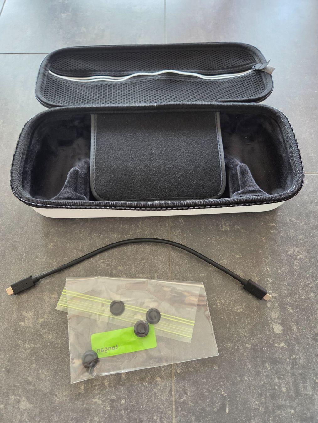 Sony Konsolen: PS Portal mit Case – Gebraucht aus Schlierbach von eri_yc8n 2