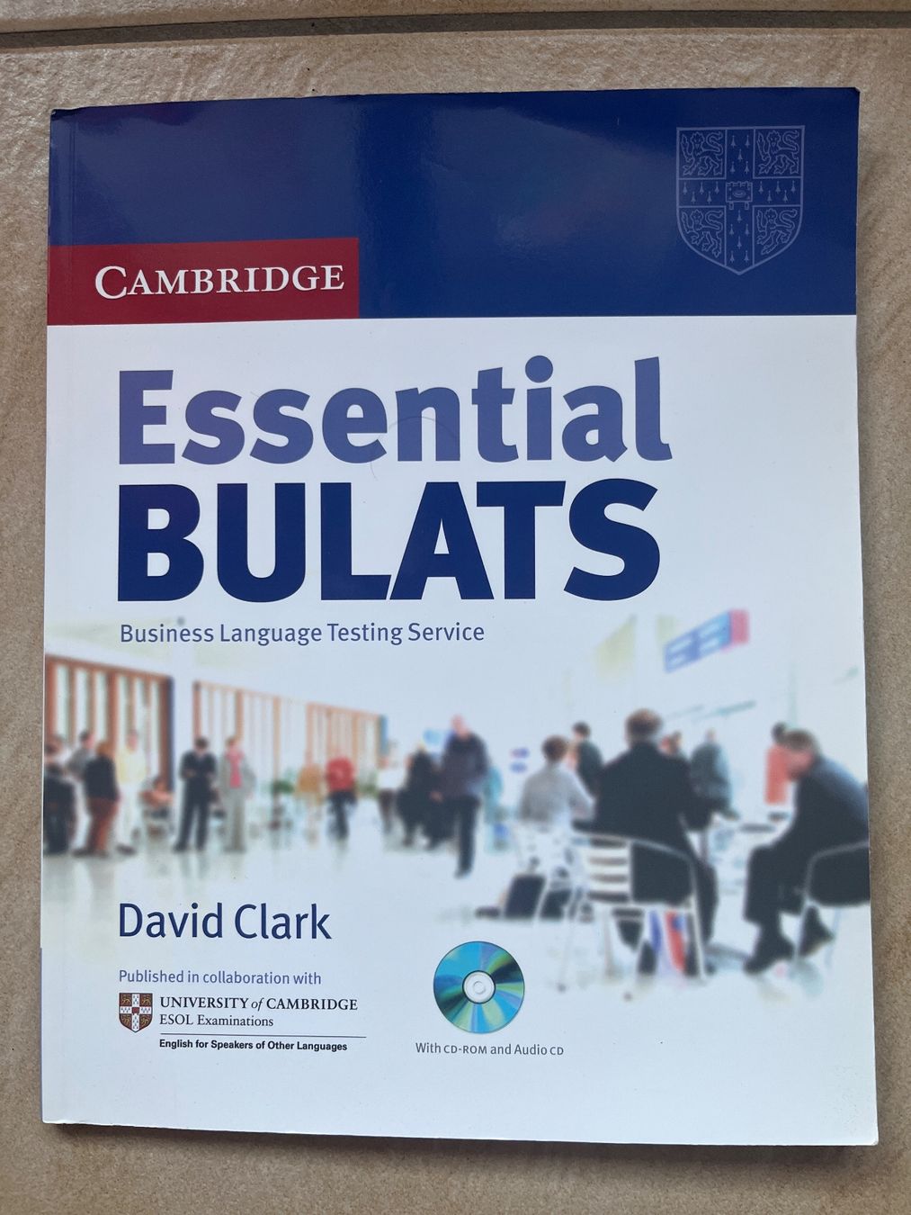 Libri: CAMBRIDGE Essential BULATS - David Clark with CD-ROM & Audio – Nuovo e nell'imballaggio originale da Vernayaz venduto da Darkfrost