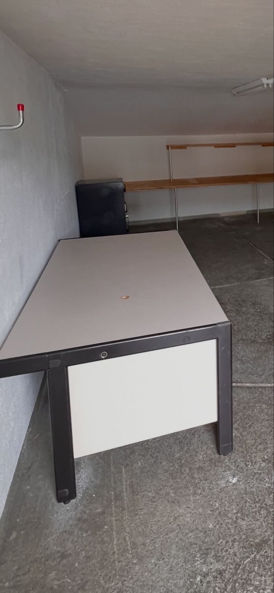 Schreibtische: Bürotisch grau gebraucht – Gebraucht aus Unterkulm von Sita013 5