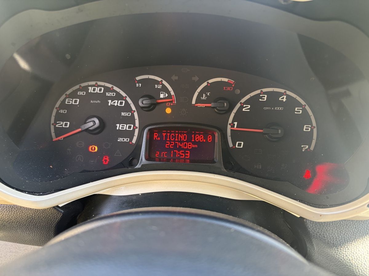 Ford Automobili: Ford Ka 1.2I - MFK – Usato da Bironico venduto da Sgrazza 6