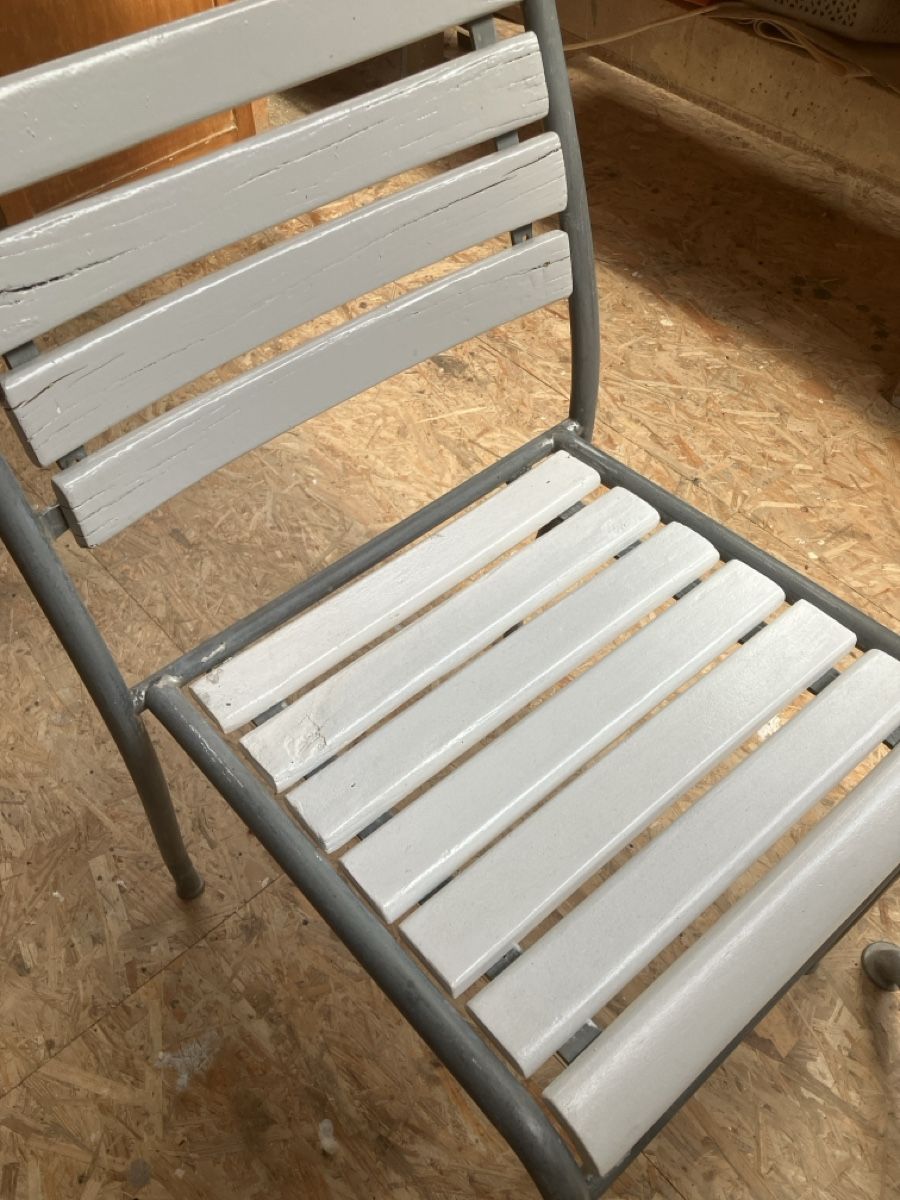 Bigla Set de table et chaises: Sissach Bigla 2er Sitzgarnitur – D'occasion à Erlenbach im Simmental! par Simmentaler-Perlen 8