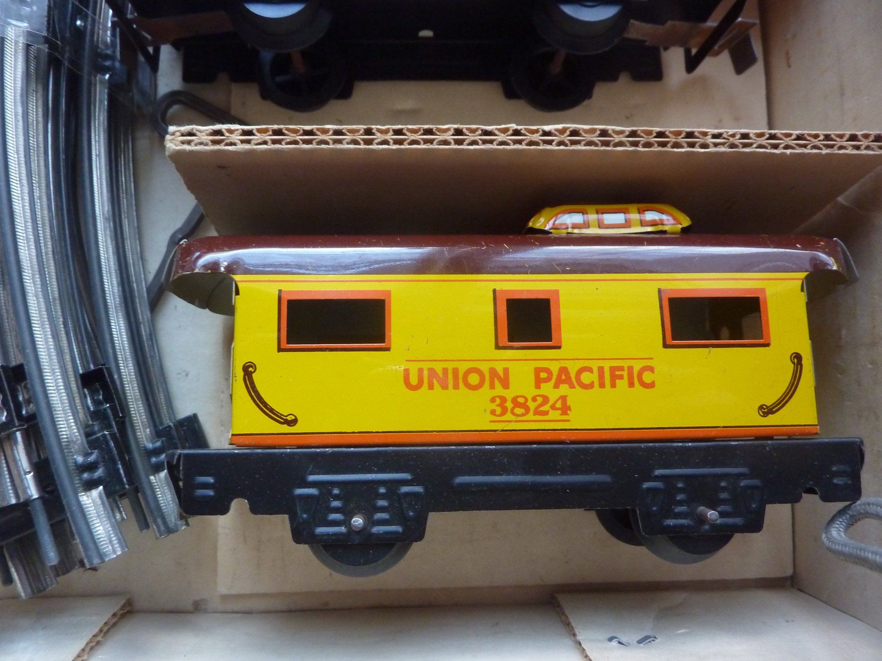Jouets: TRAIN SET – Neuf avec emballage d'origine à Balsthal par bouteliee 7