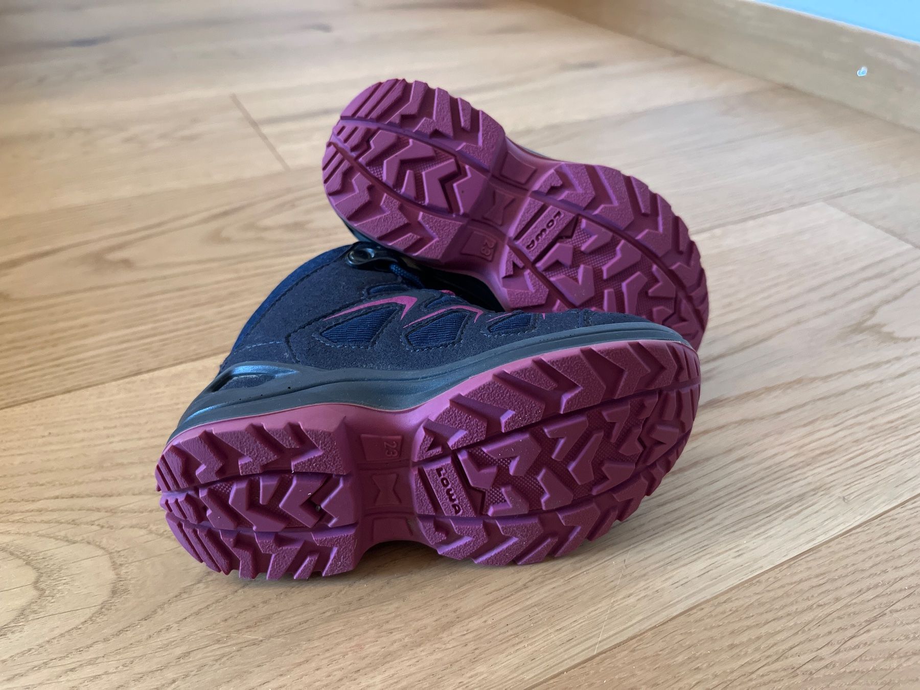 Lowa Scarpe per ragazzi: Lowa Wanderschuhe Goretex Gr.23 – Usato da Winterthur venduto da ani_svs9 3