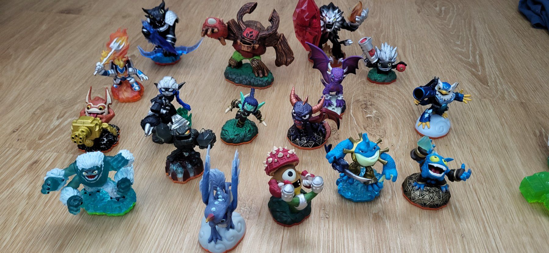 Giochi: Skylanders Trap Team PS3 Sammlung – Usato da Emmen venduto da gto_x69r 4