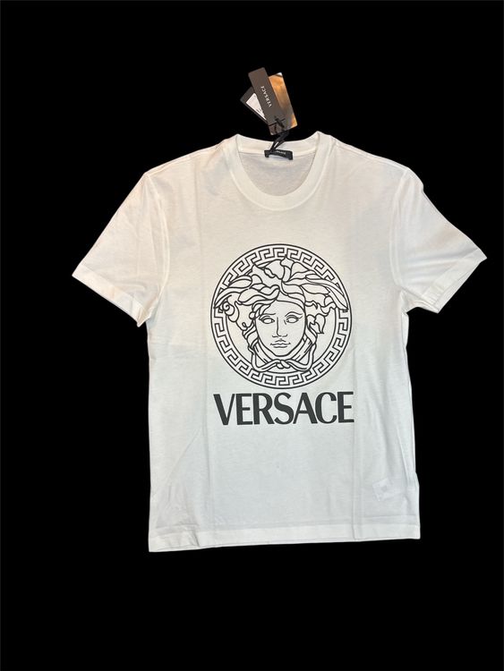 Versace T-shirt: Versace White Medusa Print T-Shir – Usato da Lachen SZ venduto da HelvetiaLuxury 1