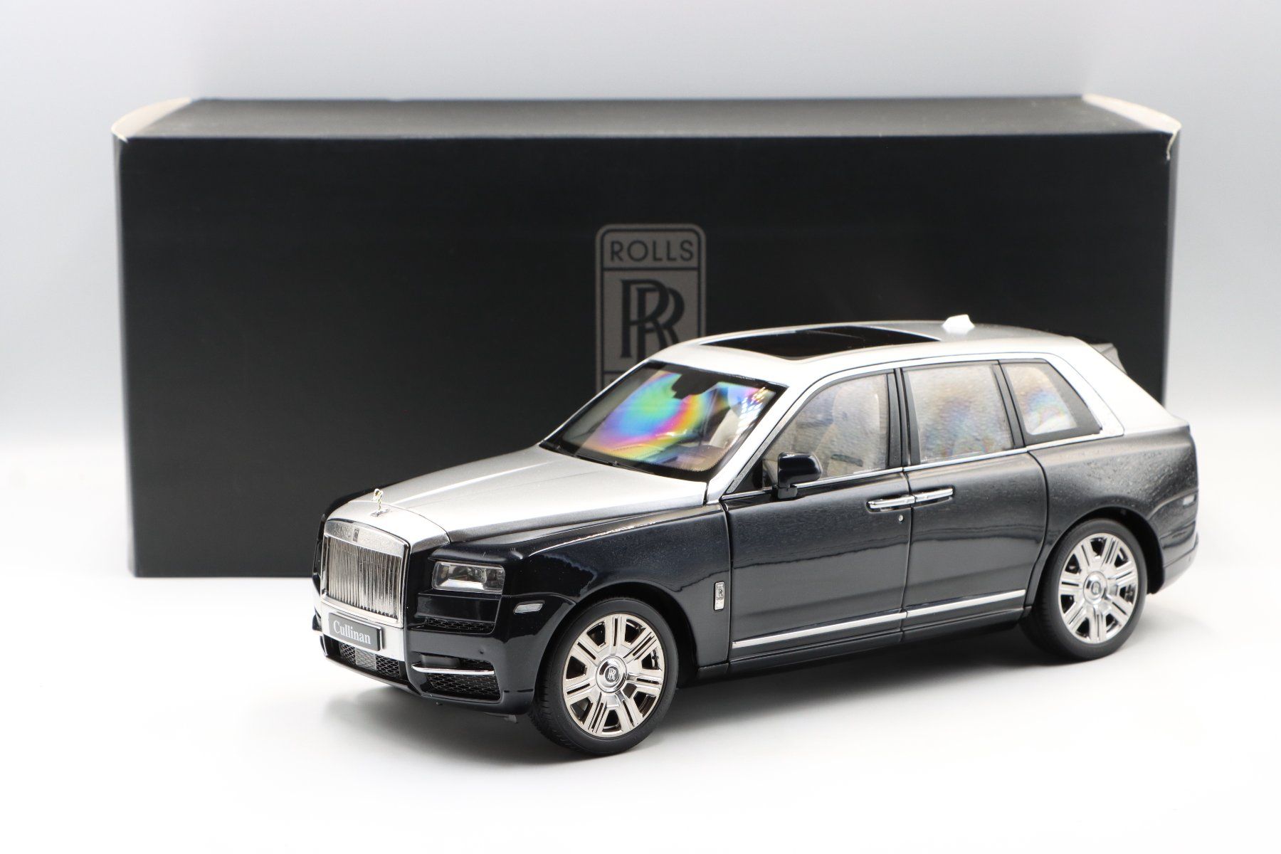 Rolls Royce Modellautos: Rolls Royce Cullinan 2018 1:18 Kengfai – Neu und originalverpackt aus Bühl b.Aarberg von modelldiecast
