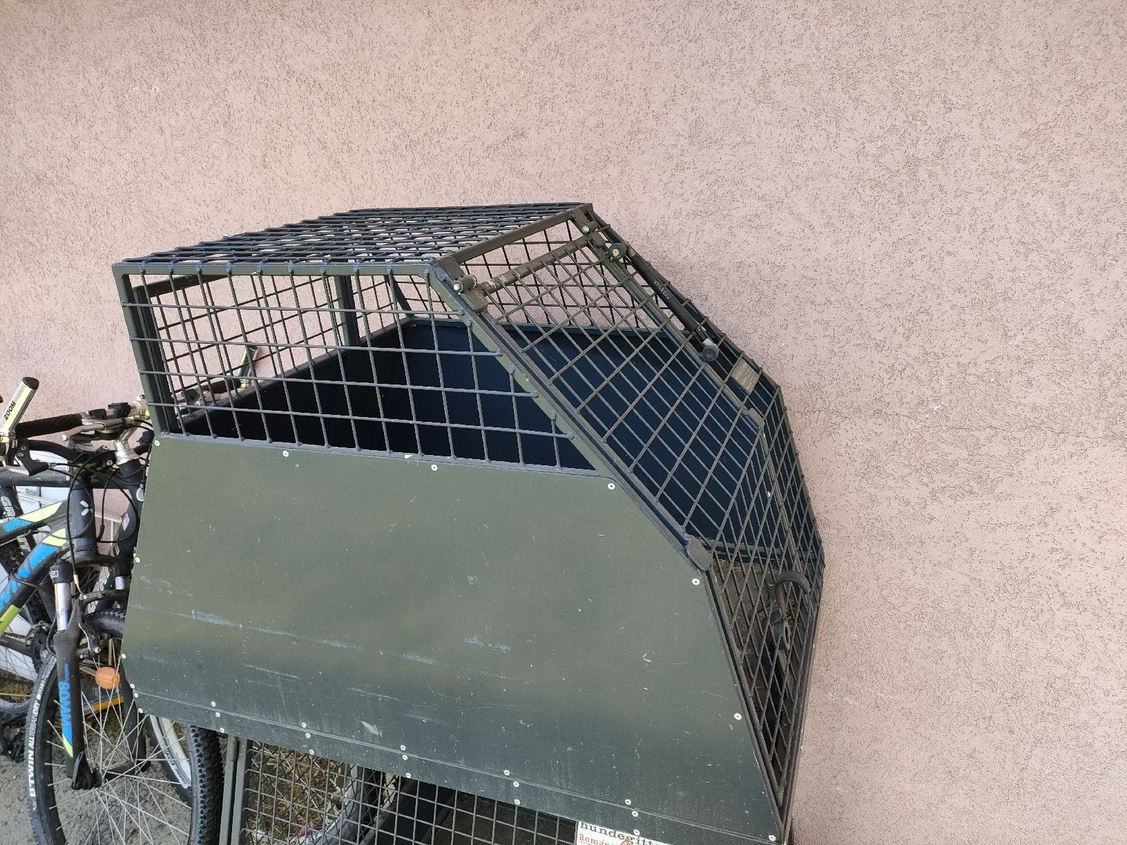 Cages, transport & sécurité: cage pour chien – D'occasion à Monthey par ric_x2sl 1